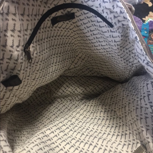 🔥Host Pick🔥 NWT Mona B Live Wander Tote - Picture 4 of 6